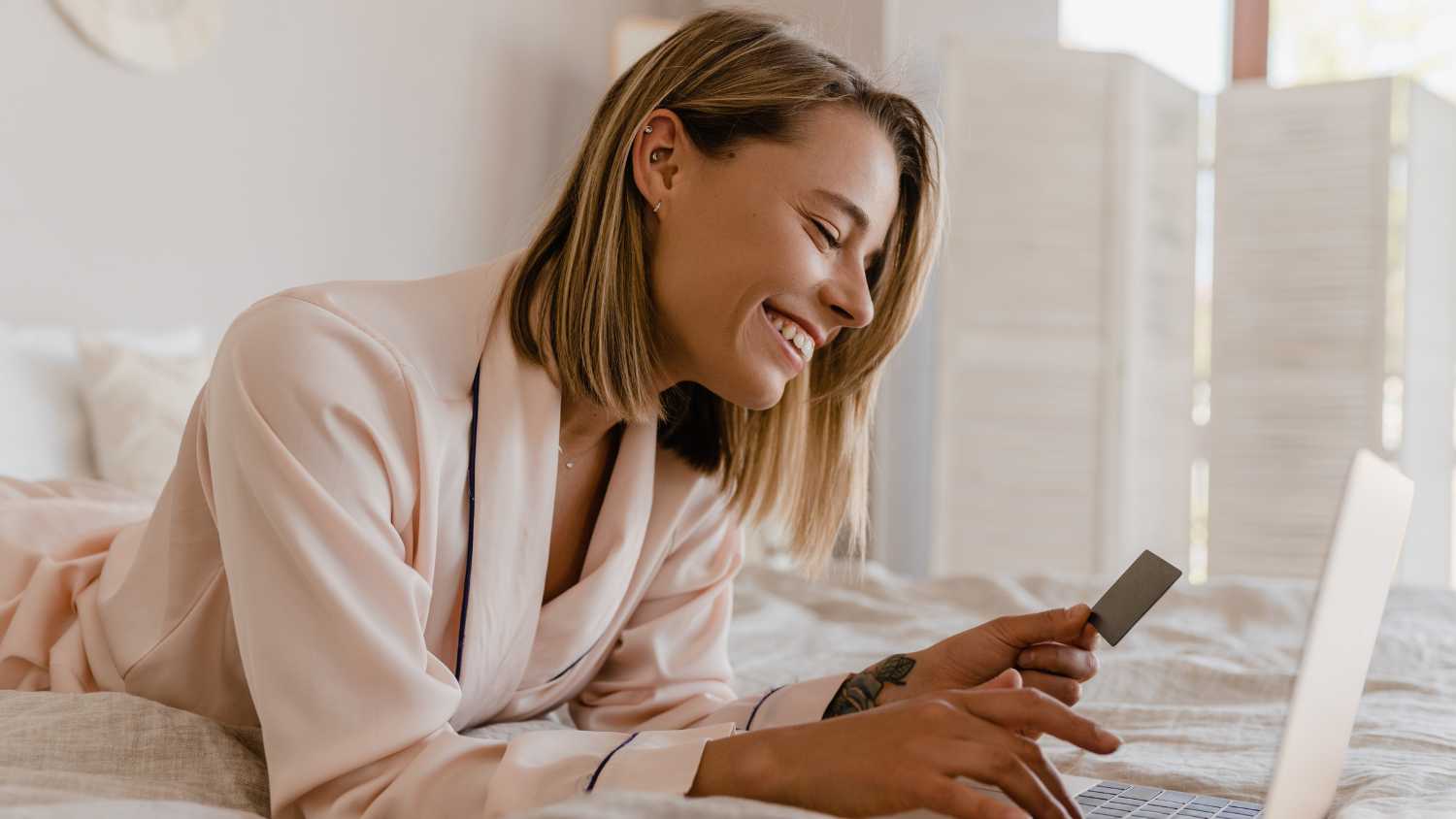 Des récompenses en échange d’avis clients : une stratégie gagnante ?