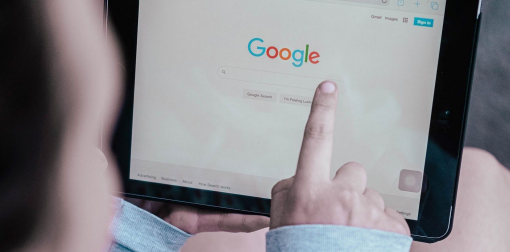 Optimiser son référencement sur Google grâce aux avis clients